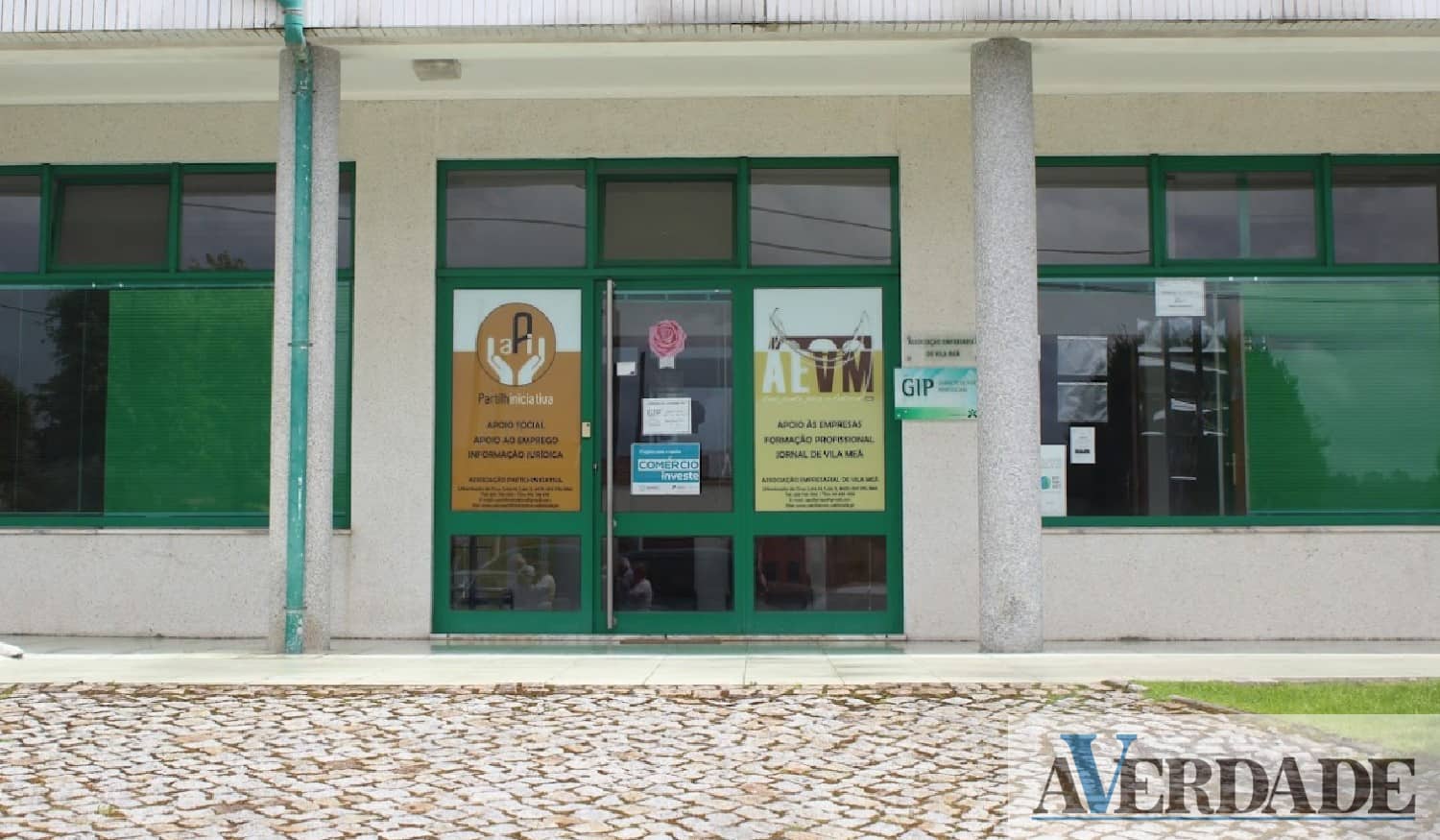 Associação Empresarial de Vila Meã esclarece que não se encontra a angariar fundos para plataforma