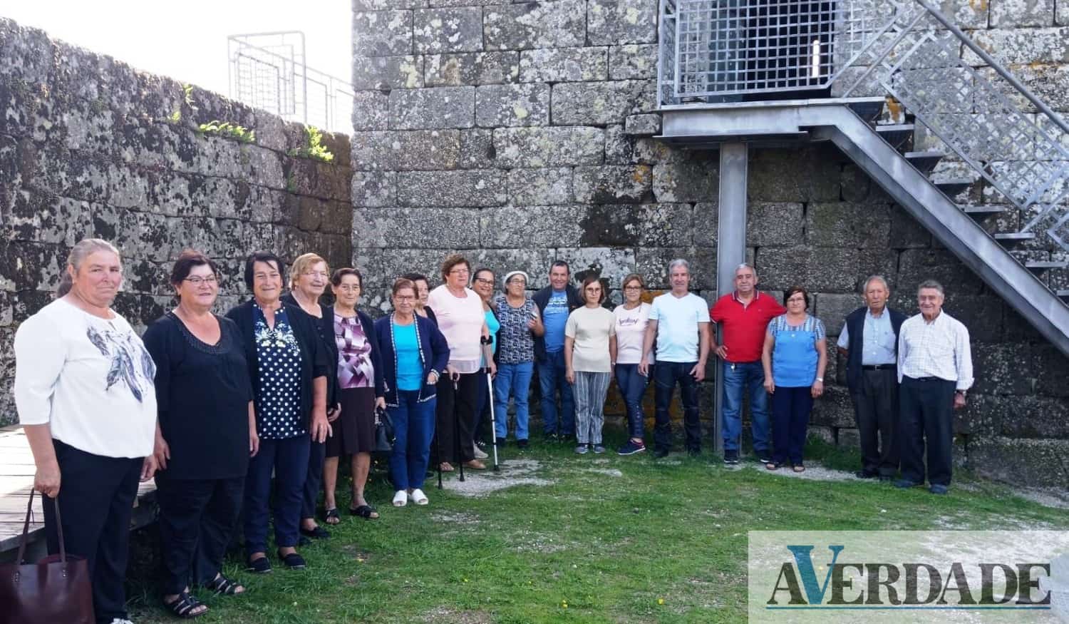 Idosos do Celorico a Mexer visitaram Castelo de Arnoia