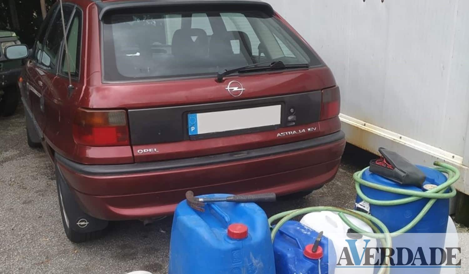 GNR recuperou veículo furtado e apreendeu 90 litros de combustível em Vila Nova de Gaia