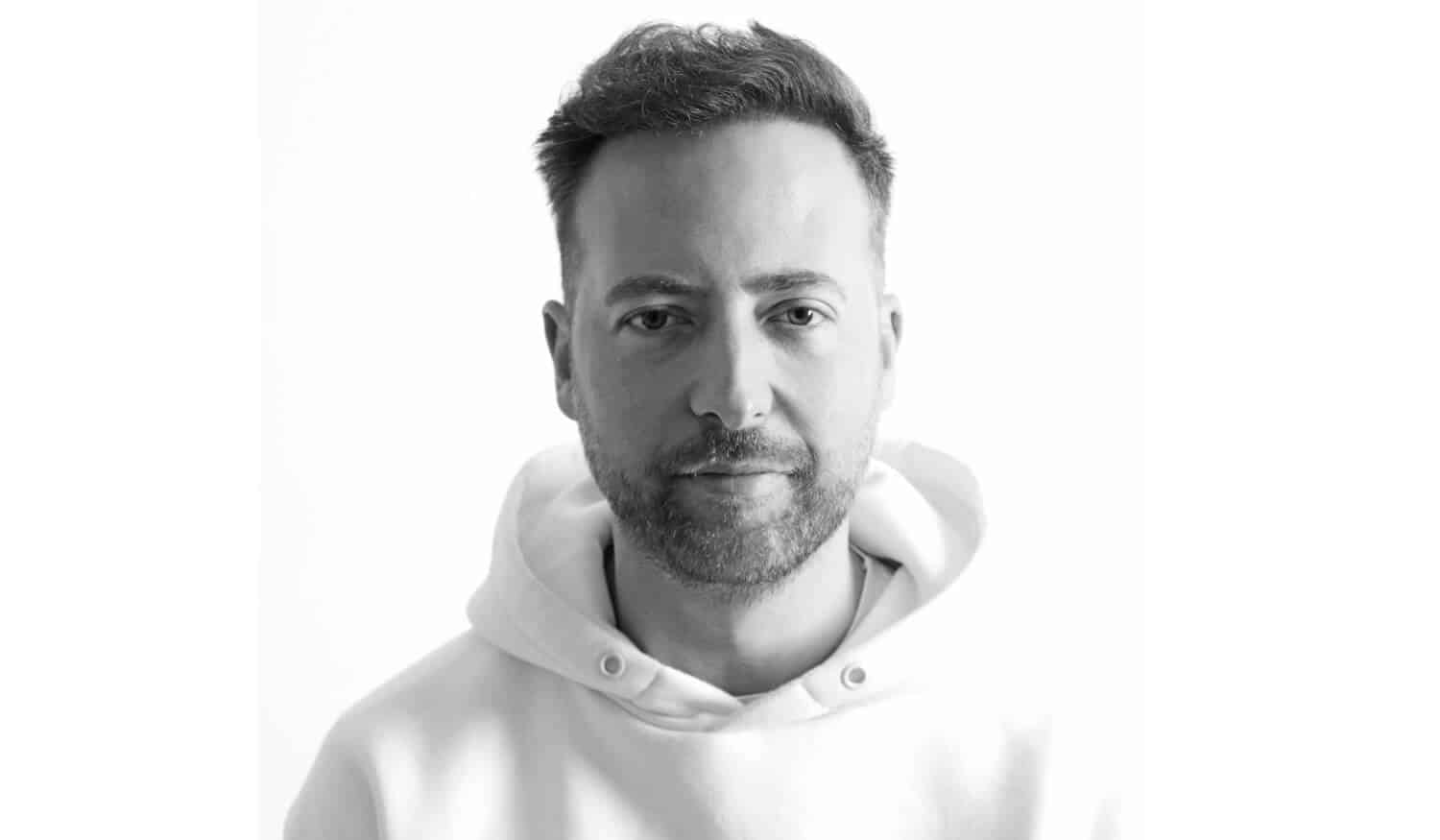 Felgueiras: Designer de calçado expõe trabalhos em 3D no Dubai sobre a moda do futuro