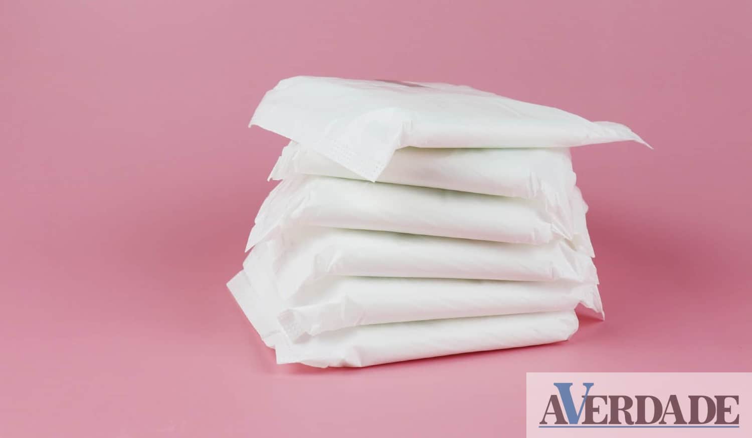 Aprovada proposta do PAN para distribuição gratuita de bens de higiene pessoal feminina