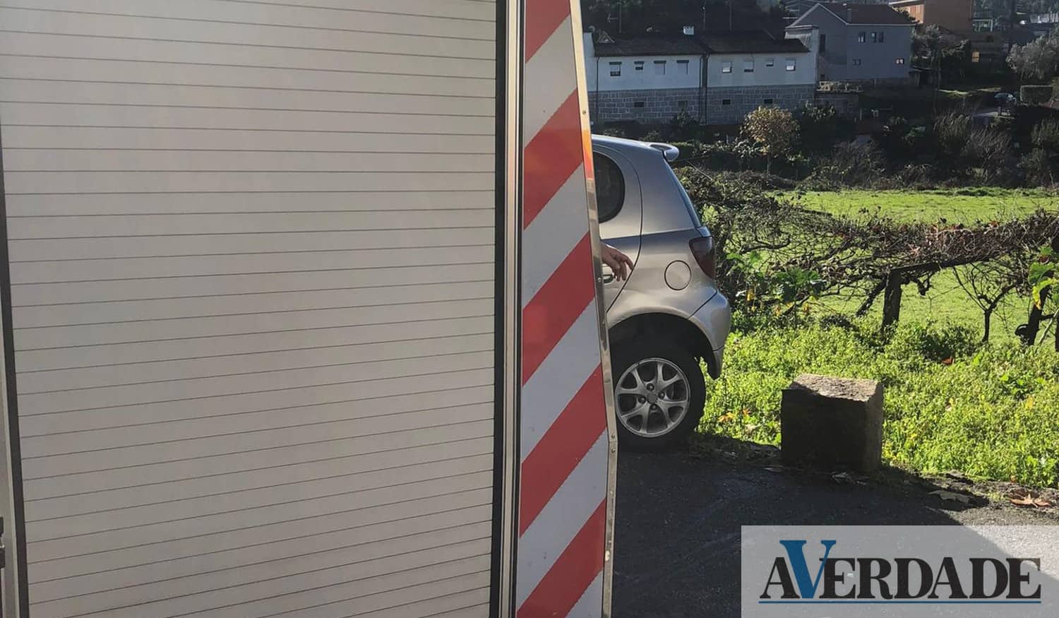 Colisão entre camião e carro deixa uma pessoa ferida em Penafiel