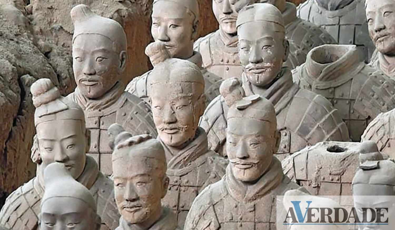Alfândega do Porto recebe exposições sobre Leonardo da Vinci e sobre o Exército de Terracota