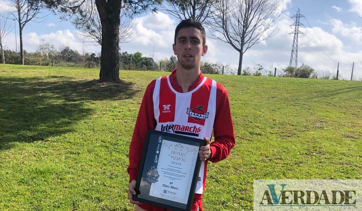 João Magalhães corre todas as manhãs pelo sonho de ser atleta profissional