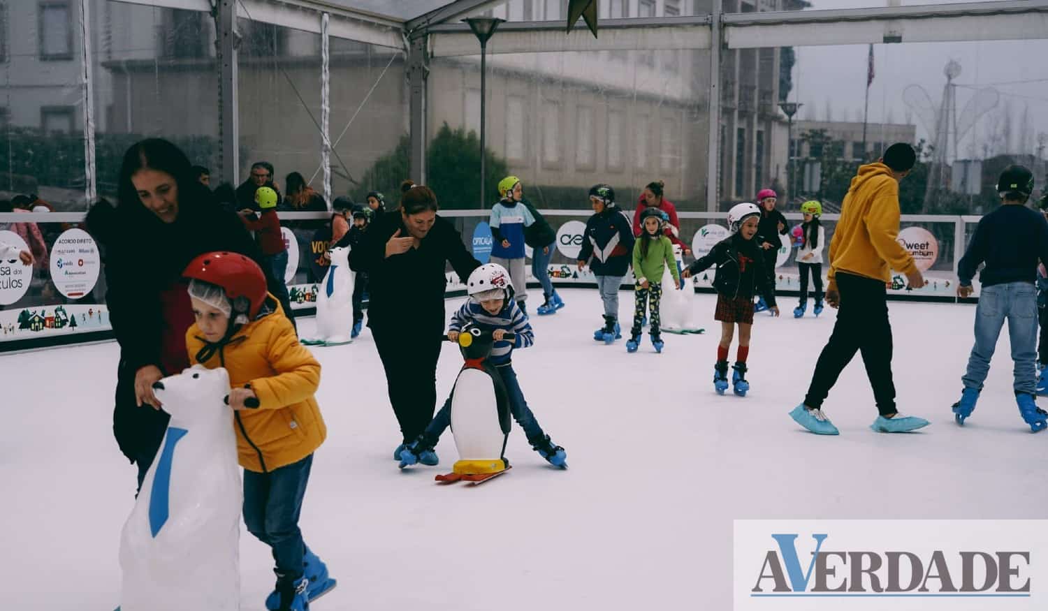Pista de gelo e casa do Pai Natal regressam esta sexta-feira a Lousada