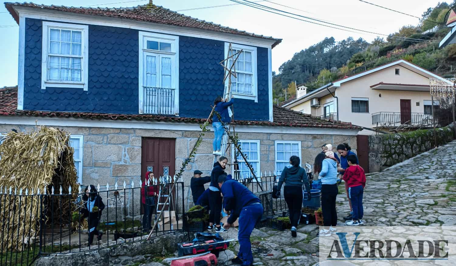Cinfães: Época natalícia regressou à Aldeia de Pias com um novo presépio