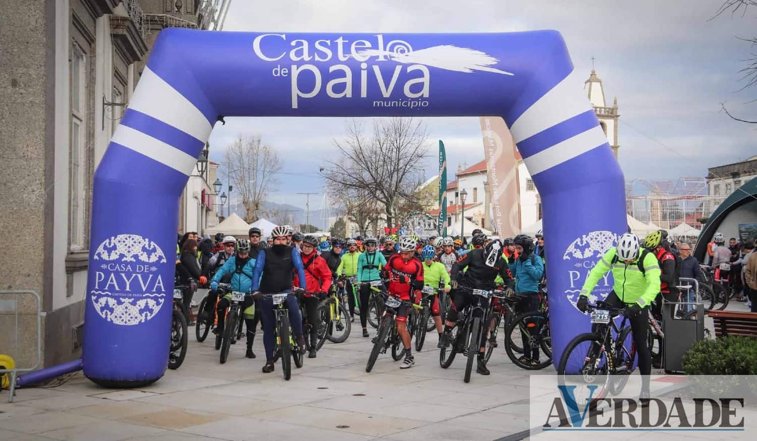 Apresentação da Rota das Montanhas Mágicas levou participantes a explorar Castelo de Paiva