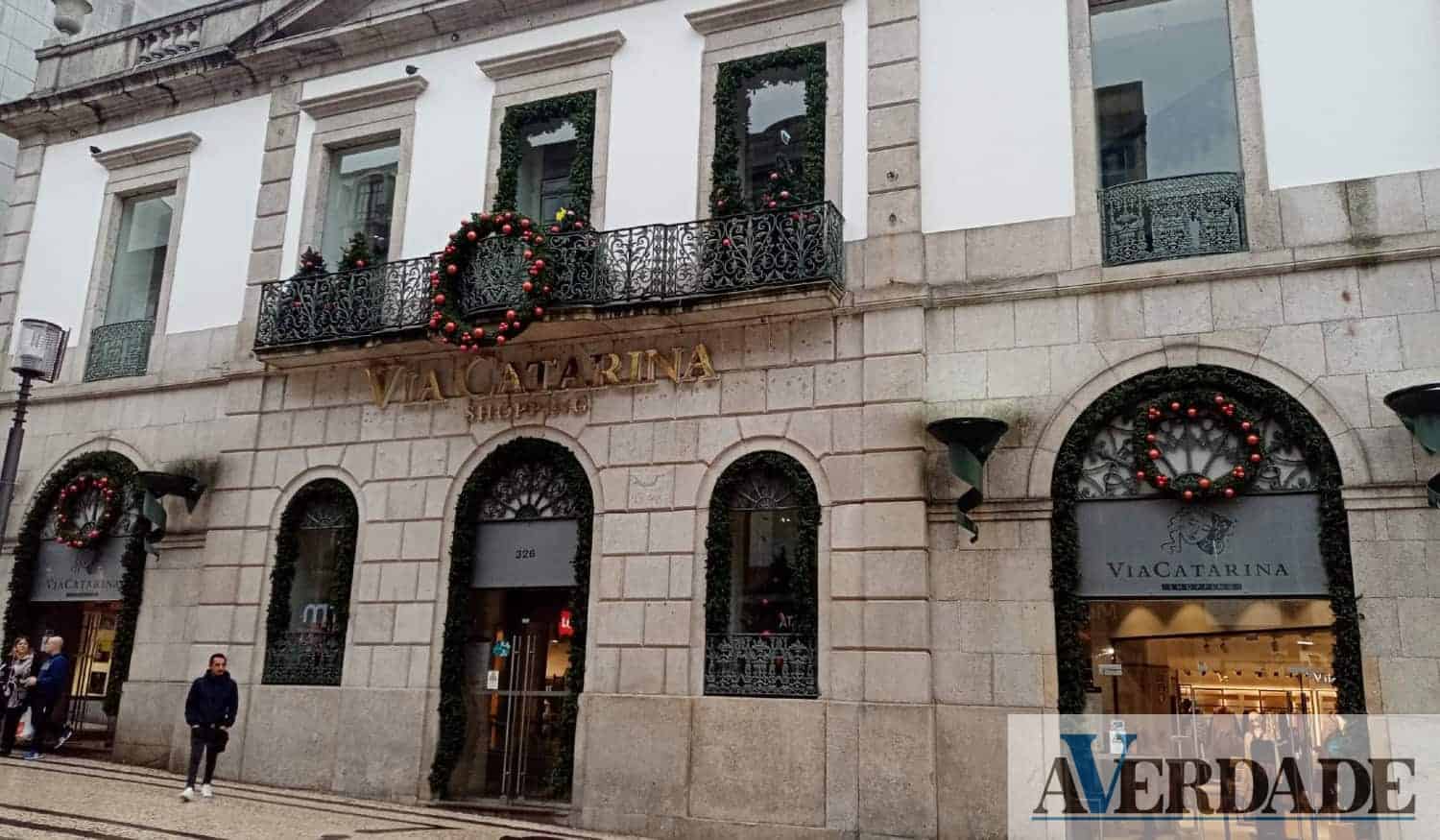 Música e mascotes invadem o Porto na época natalícia