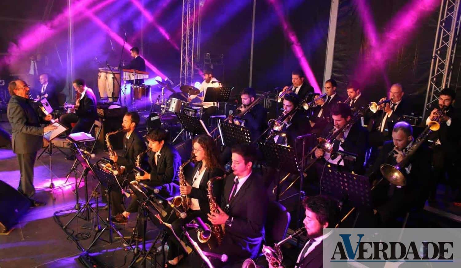 "Espalhar Magia por Paredes" encerra este sábado com atuação da Paredes Big Band