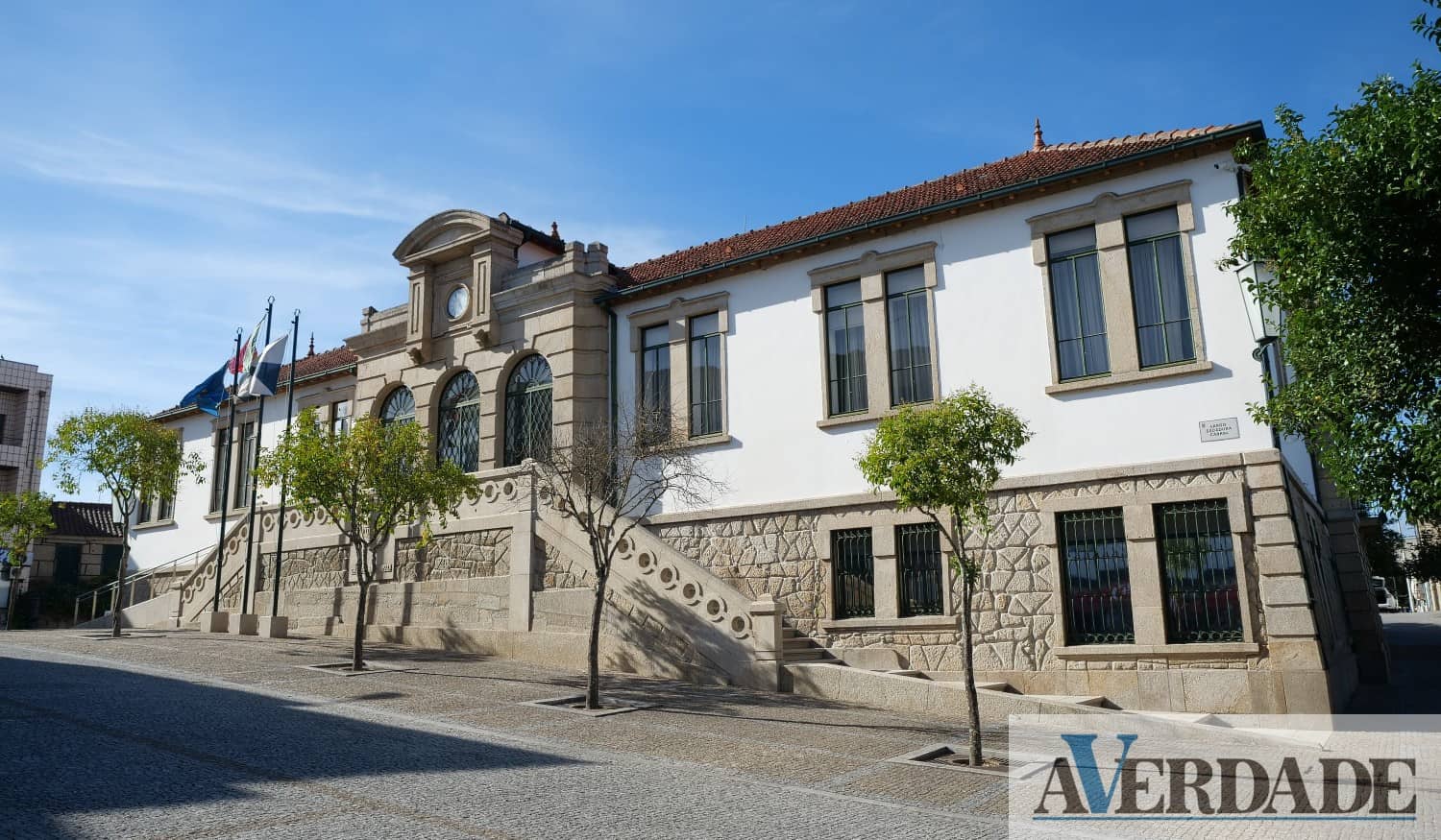 Município do Marco anunciou "travar" aumento de 36% no preço da água e saneamento