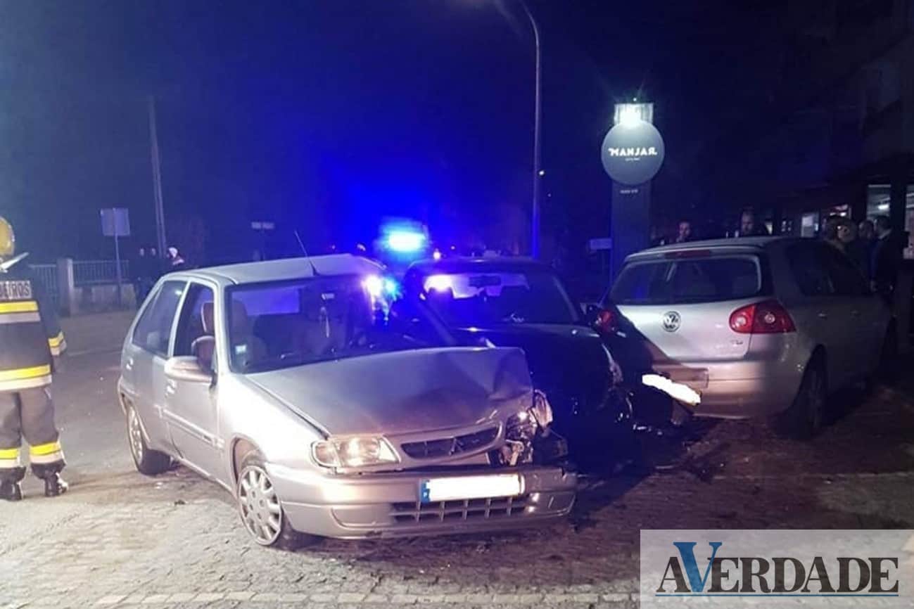 Colisão entre carros deixa uma pessoa ferida em Penafiel