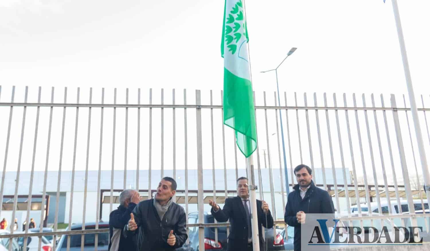Escola Secundária de Paços de Ferreira hasteou a bandeira Eco Escolas