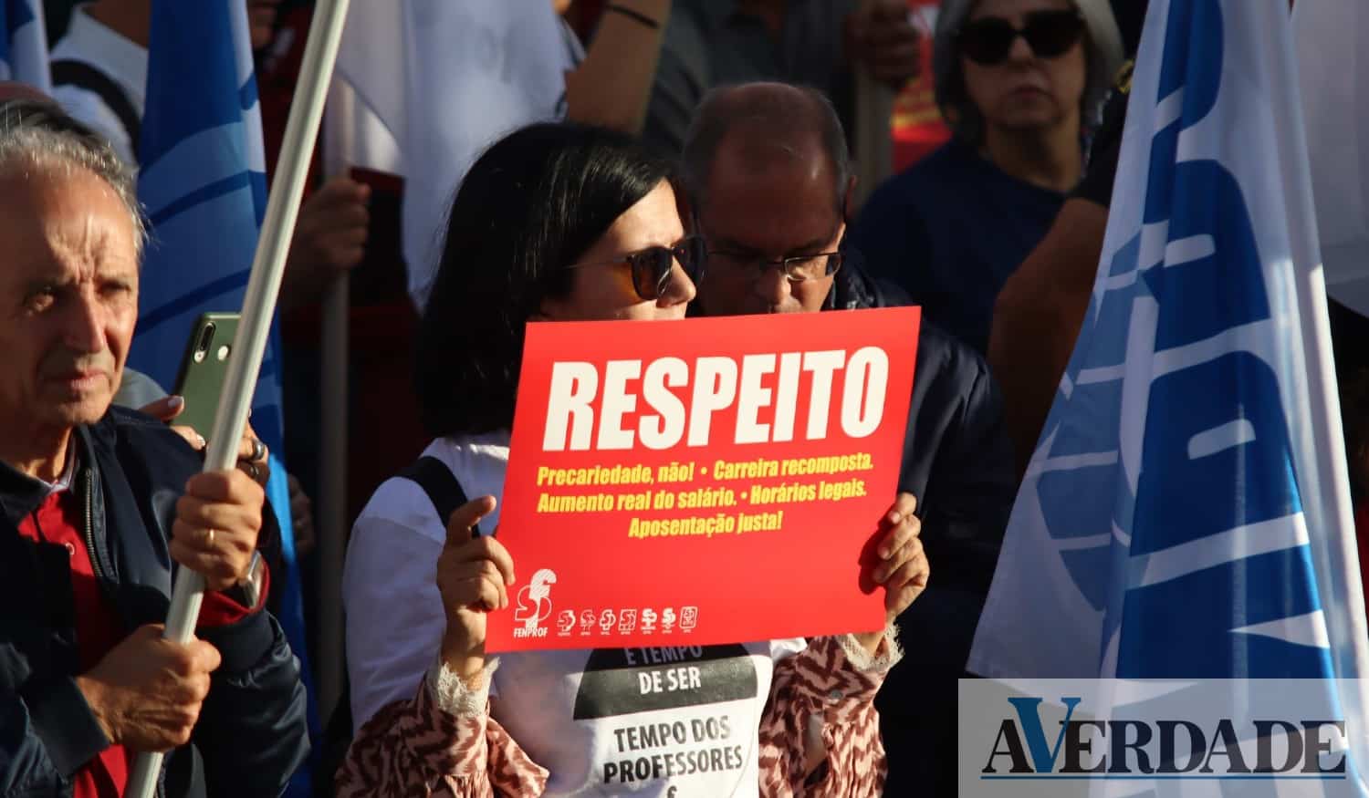 <strong>Segundo período letivo arranca com greves de professores "por tempo indeterminado"</strong>