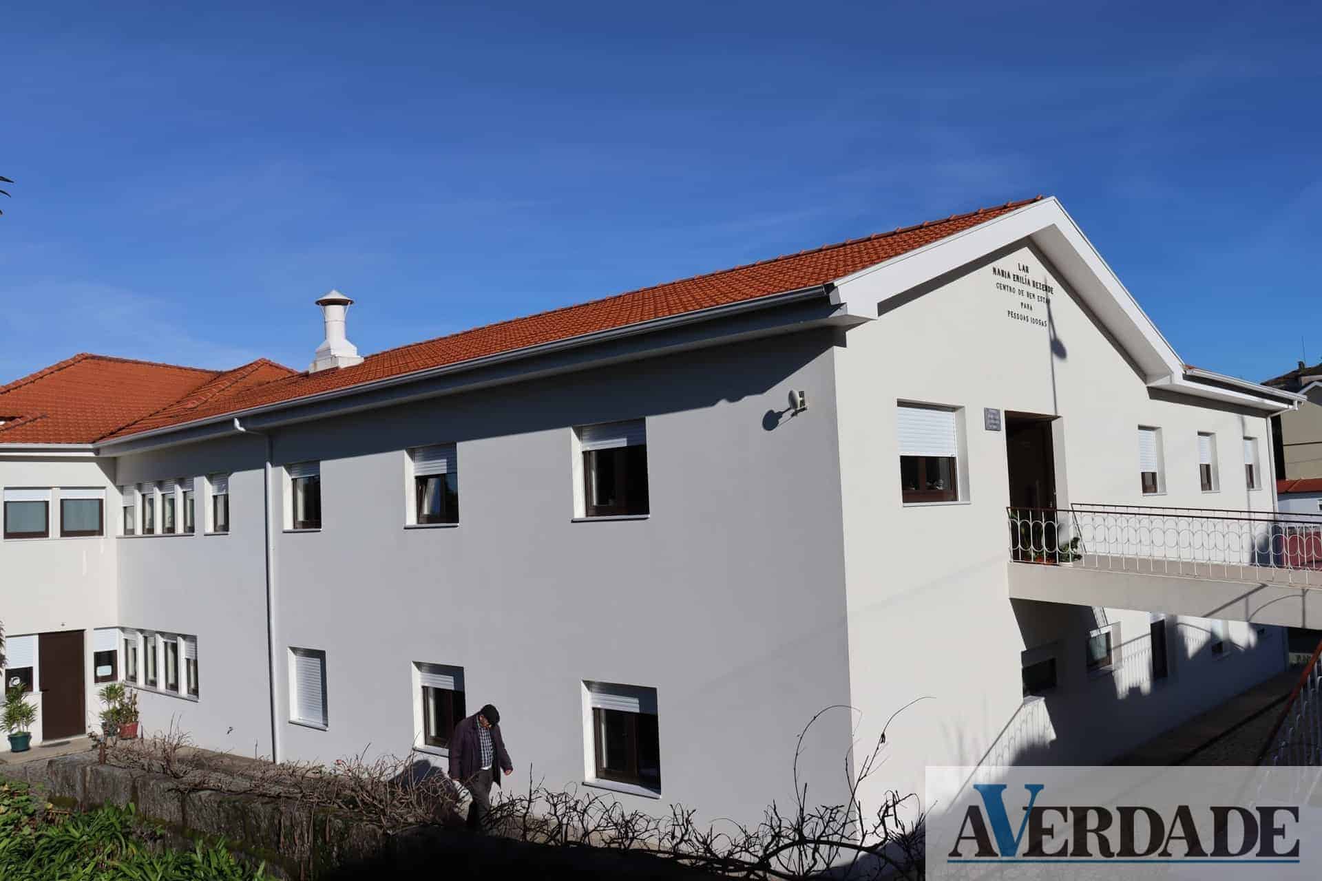 Município de Cinfães apoia obras de beneficiação do Lar de Idosos D. Maria Emília Resende
