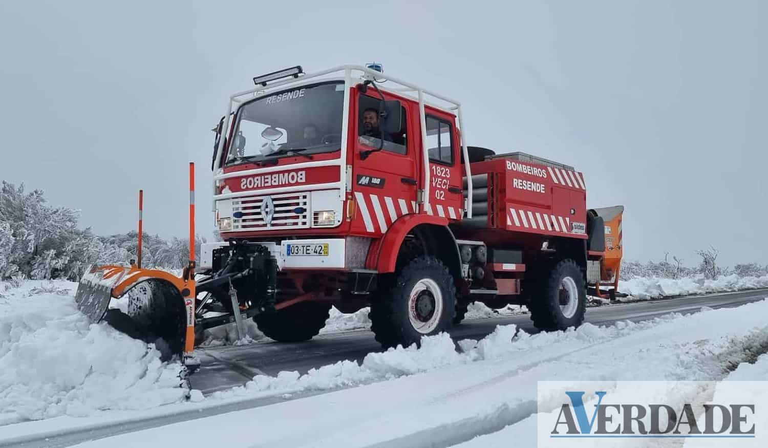 Resende: Várias vias encontram-se condicionadas à circulação rodoviária devido à queda de neve