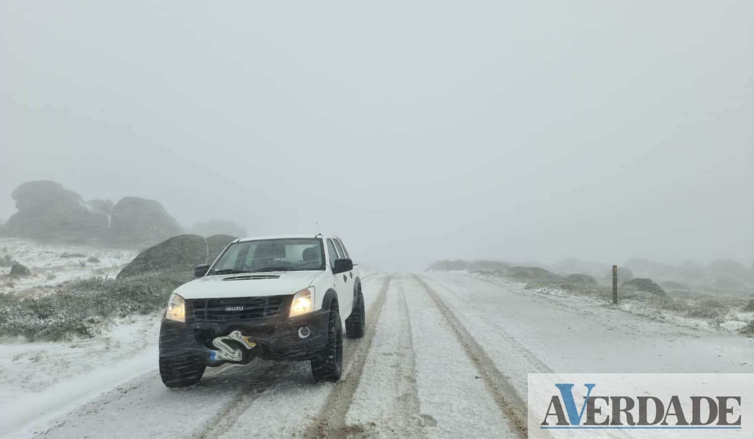 Neve já pintou de branco a serra de Montemuro
