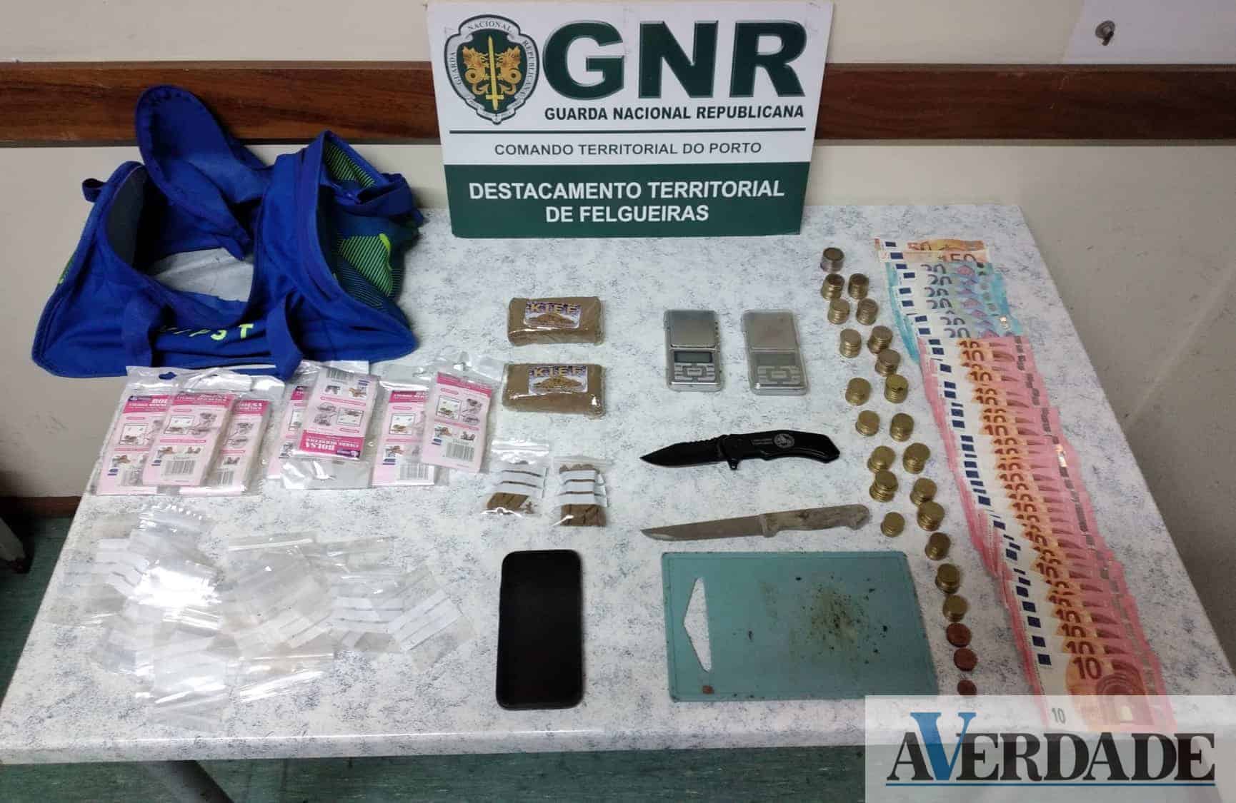 GNR apreende mais de 440 doses de canábis num café em Lousada
