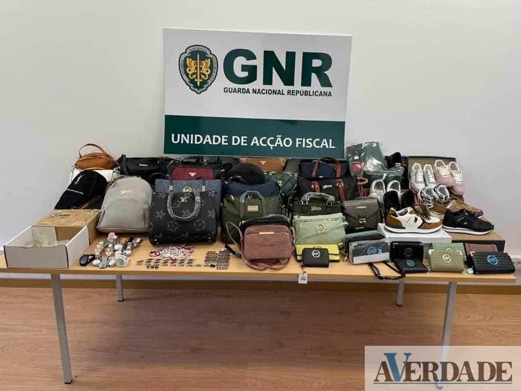 GNR apreendeu mais de 900 artigos de vestuário contrafeitos vendidos nas redes sociais