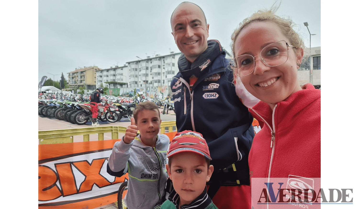 Luís Afonso juntou-se ao pai com cinco anos e hoje corre no Campeonato Nacional de Enduro