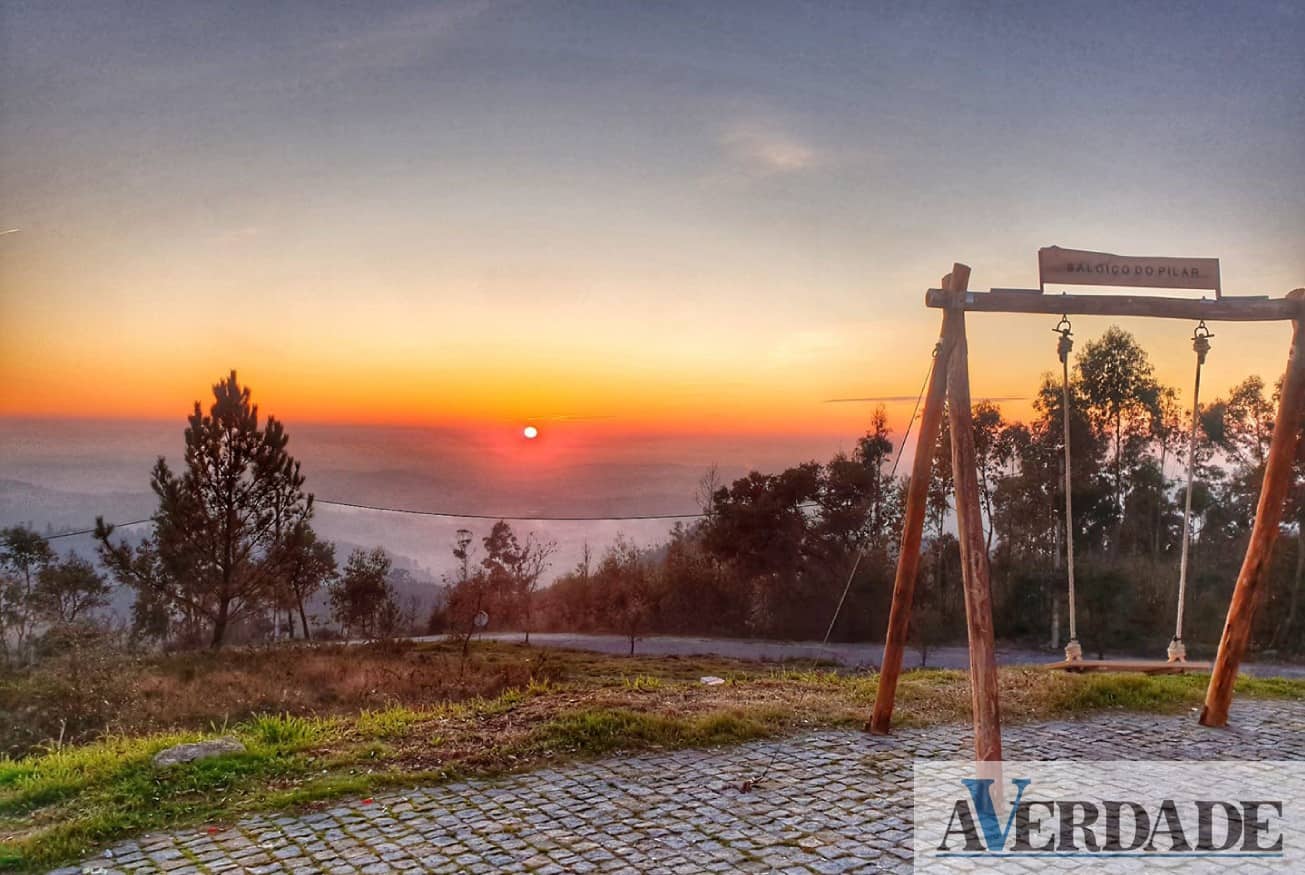 Paços de Ferreira: Visite o baloiço do Pilar e aprecie o pôr do sol