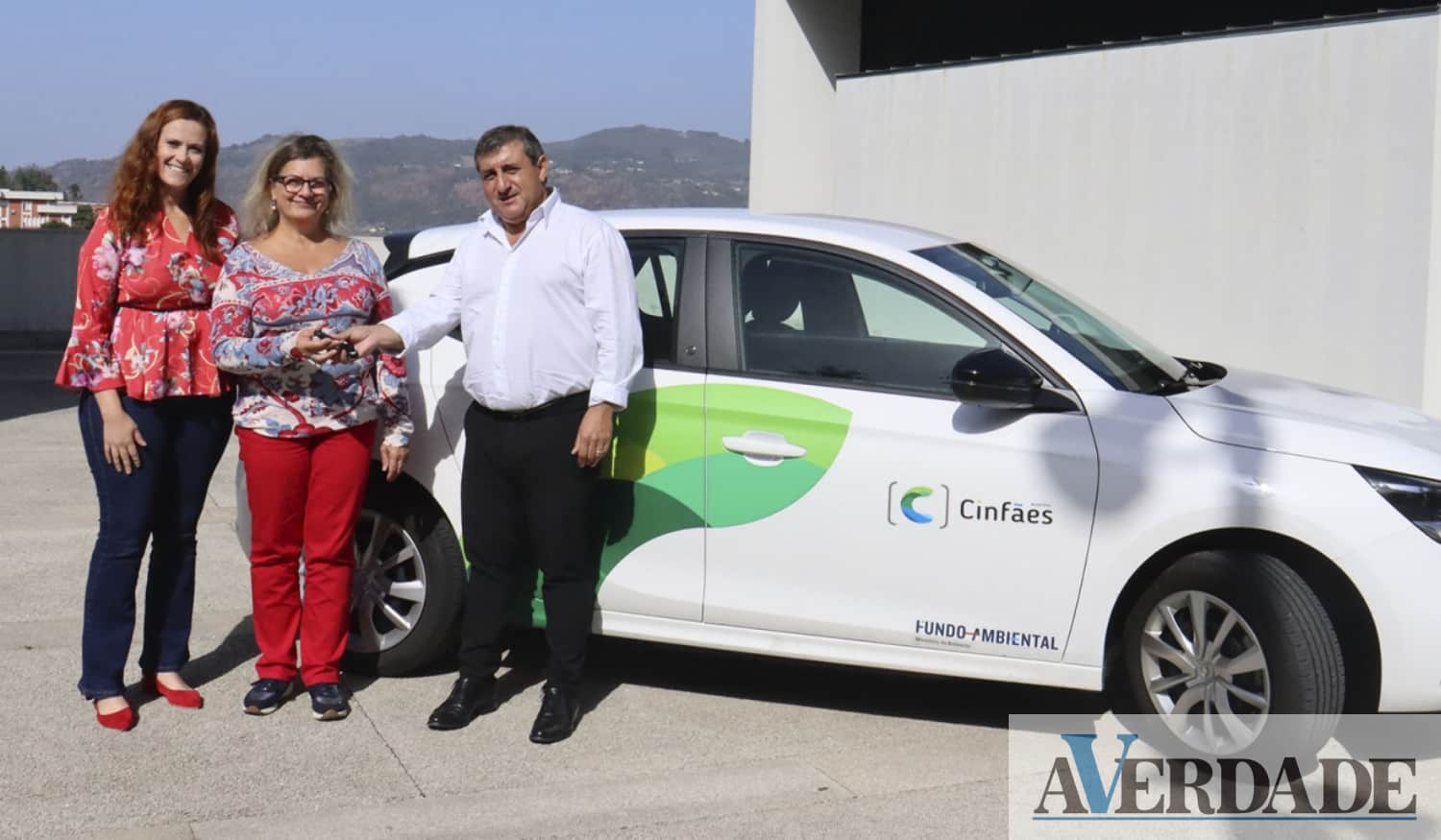 Município de Cinfães entregou viatura elétrica ao Centro de Saúde