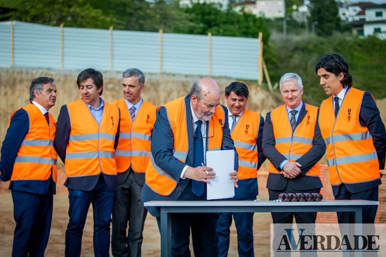 Lançamento da primeira pedra marcou início da ampliação das instalações da ESTG