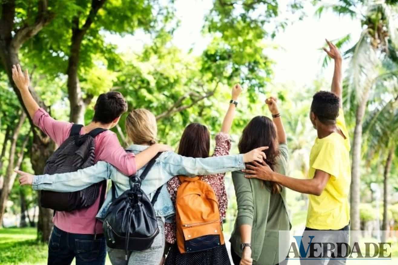 Cartão Jovem passa a ser gratuito a partir desta segunda-feira e vem com novas vantagens