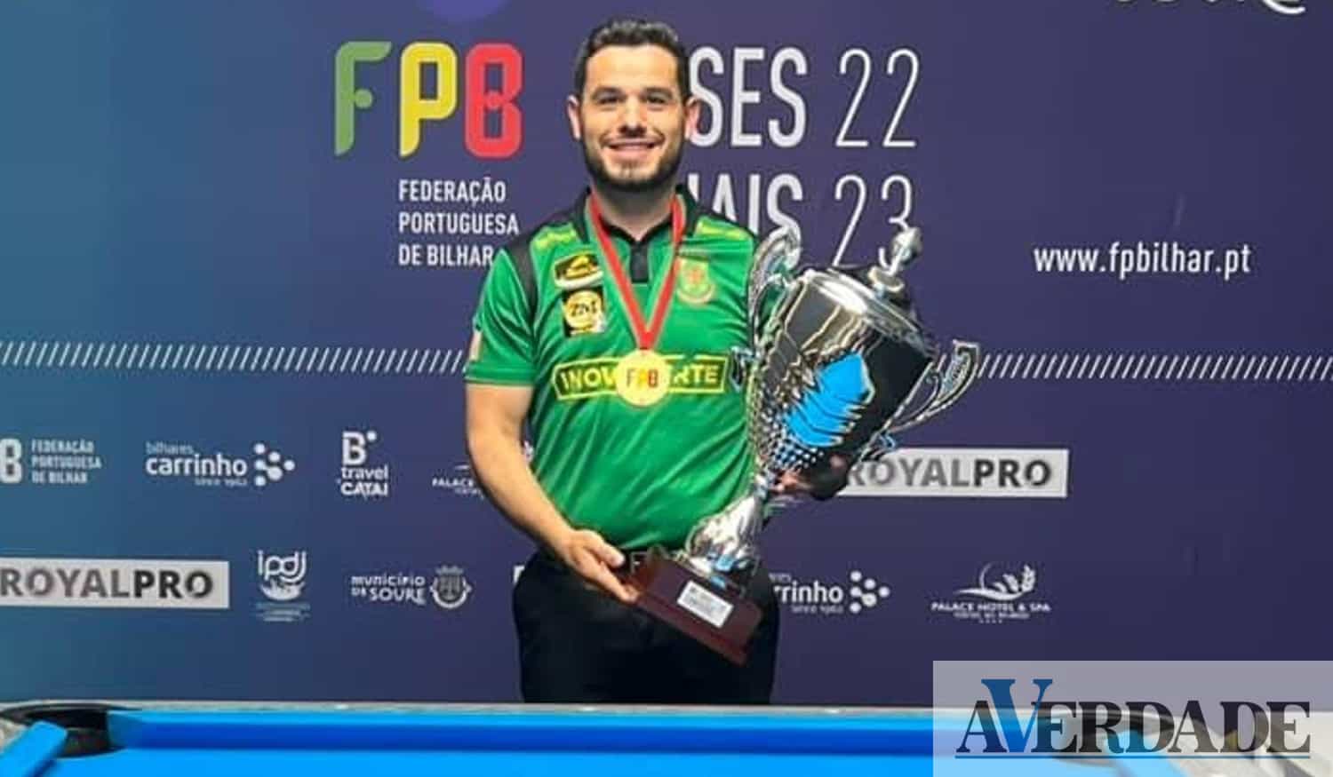 João Grilo arriscou e ao fim de três anos longe de casa tornou-se atleta profissional de pool