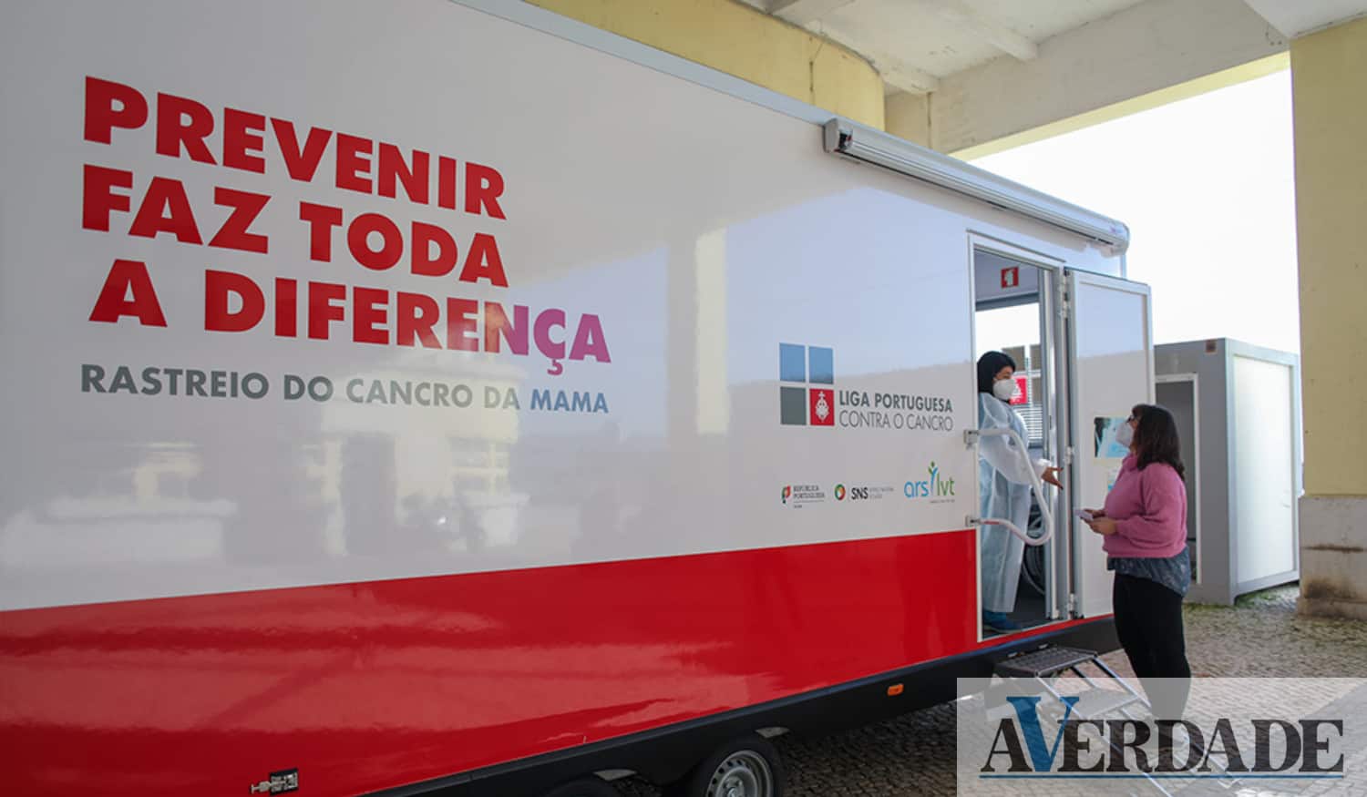 Idade mínima para rastreio do cancro da mama em Portugal vai baixar para os 45 anos