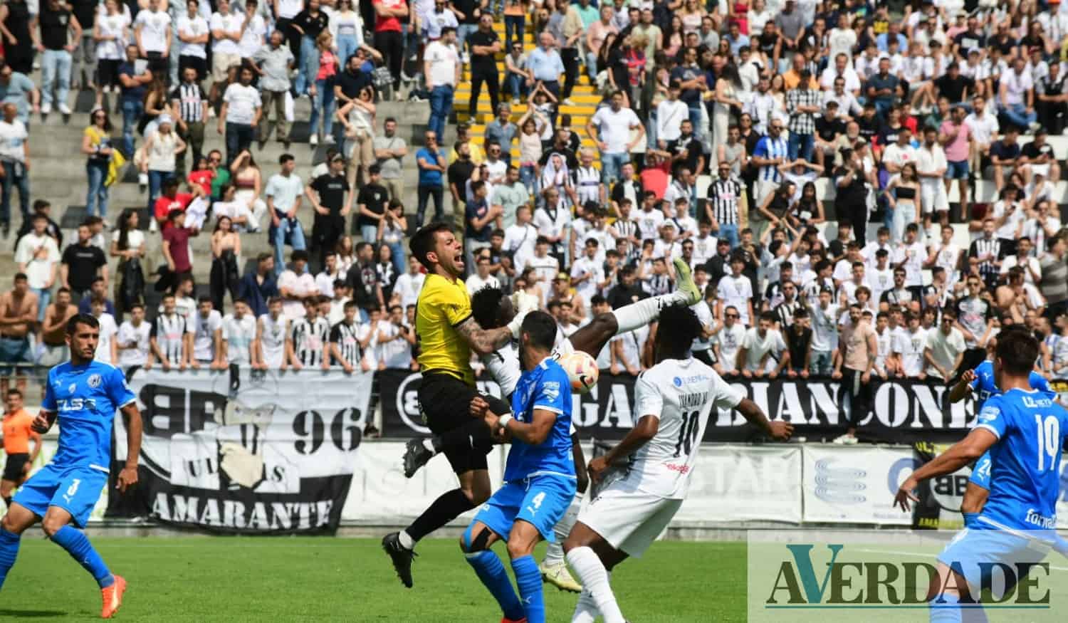SC Vianense SAD vence em casa do Amarante FC e sobe à Liga 3