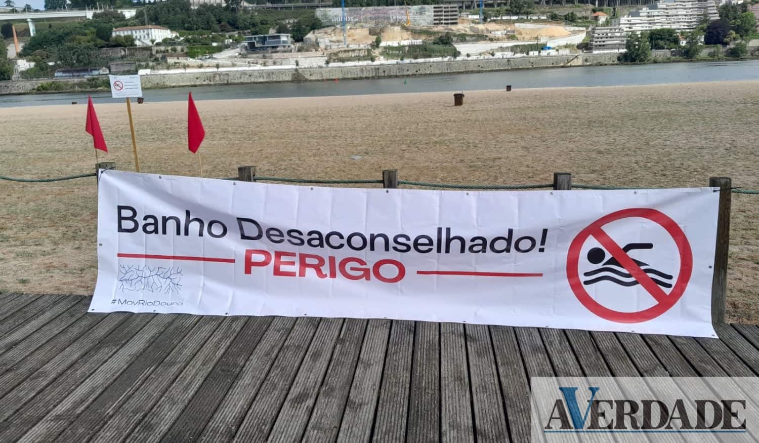 #MovRioDouro luta pela implementação de bandeiras vermelhas nas praias não classificadas