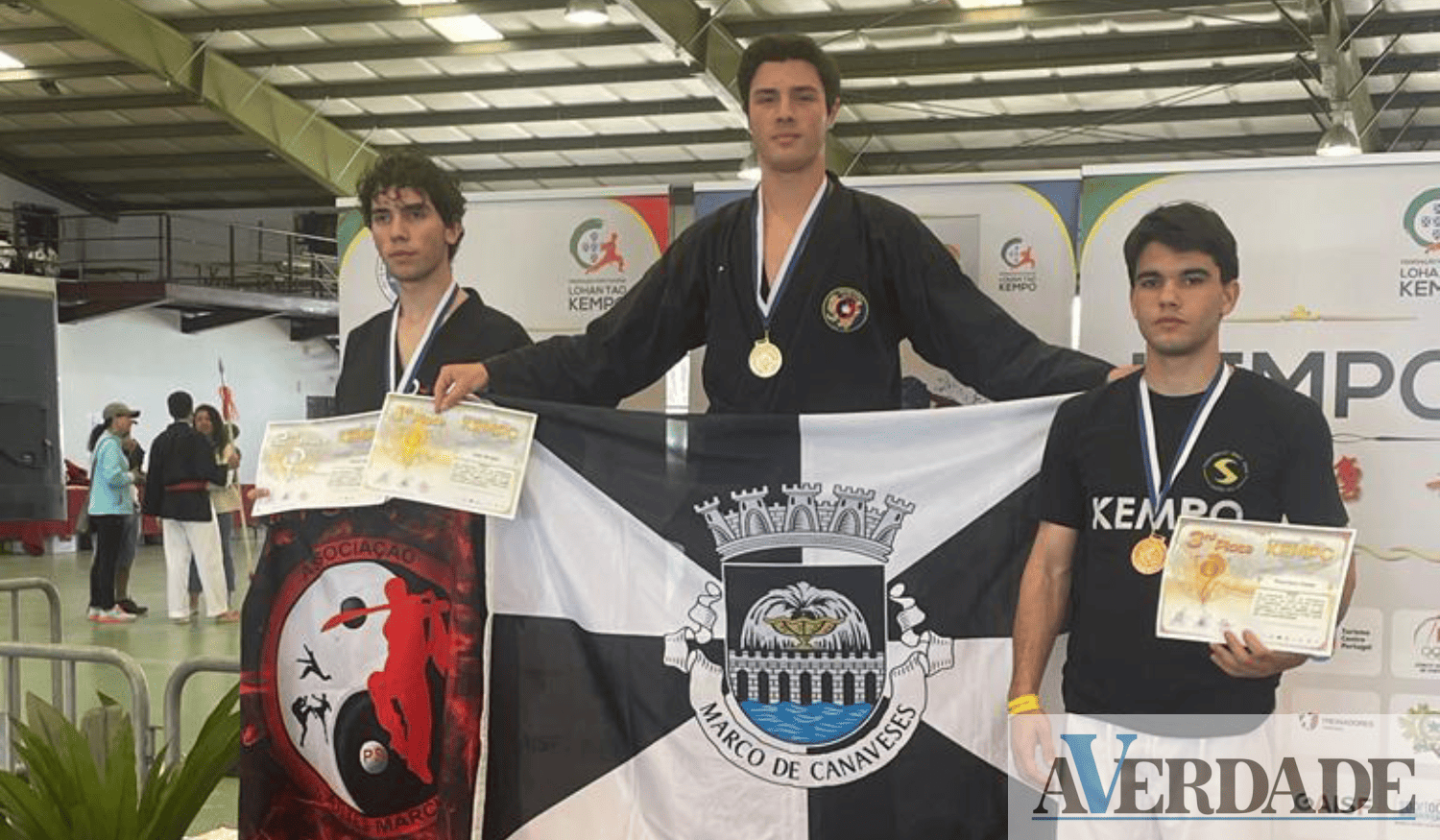 João Borges tem ganho medalhas em Viet Vo Dao graças ao seu "empenho" e à "ajuda da mãe"