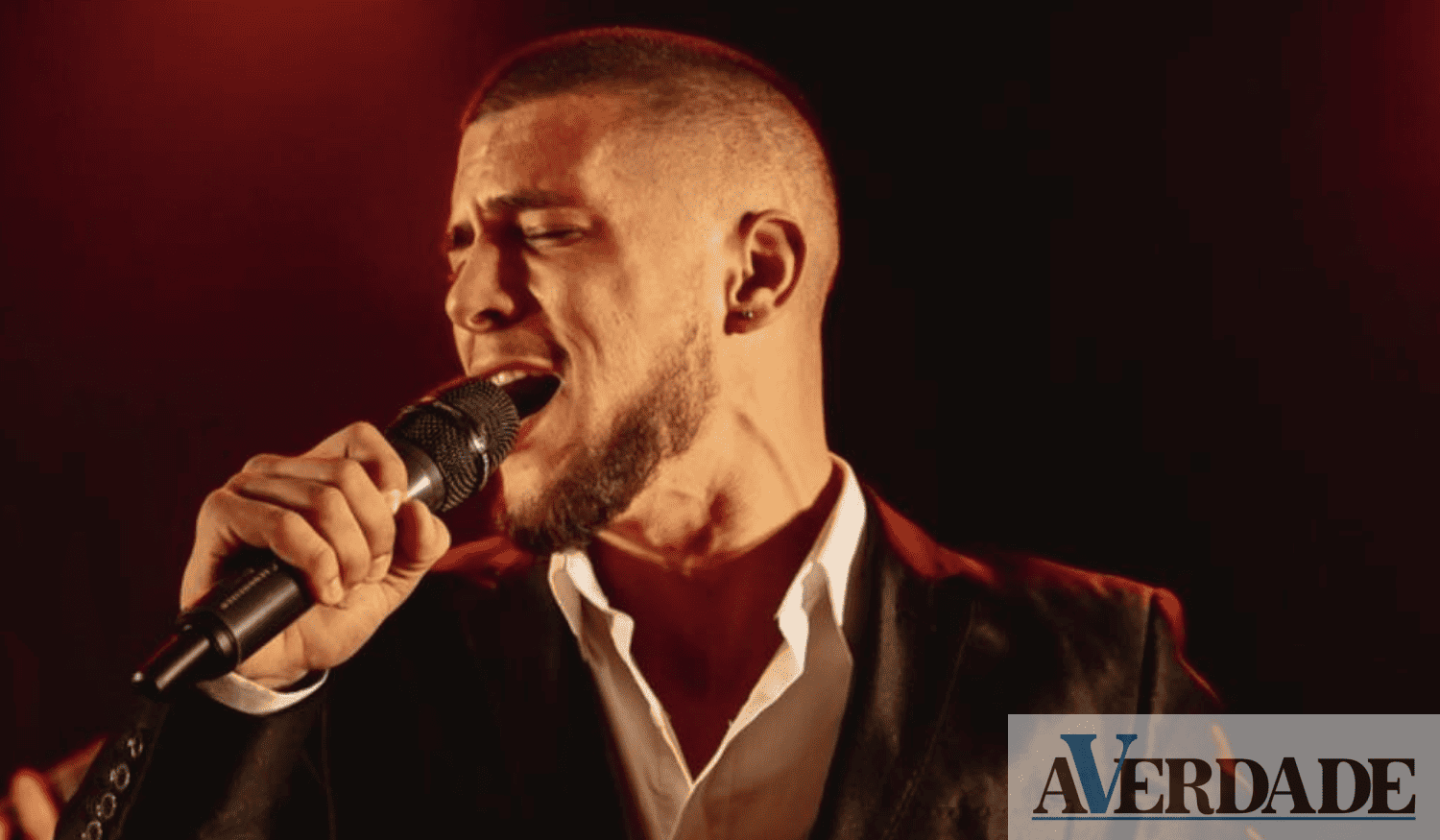 Mãe e avó foram as inspirações de Bruno Veloso para levar o fado ao mundo