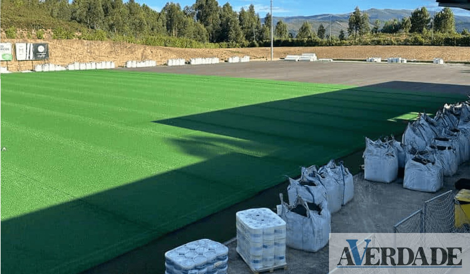 Relvado sintético do Estádio Municipal de Celorico de Basto vai ser substituído 