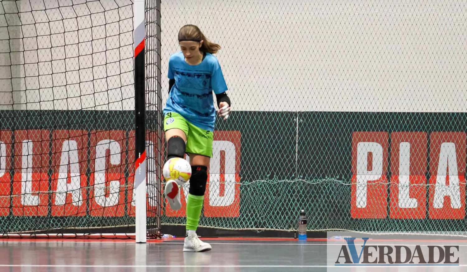 Atleta de Paredes estreou-se no Campeonato Nacional de Futsal Feminino