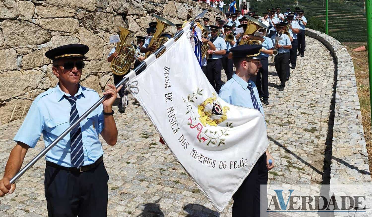 Castelo de Paiva: Banda dos Mineiros do Pejão anima festa em honra de Santa Bárbara