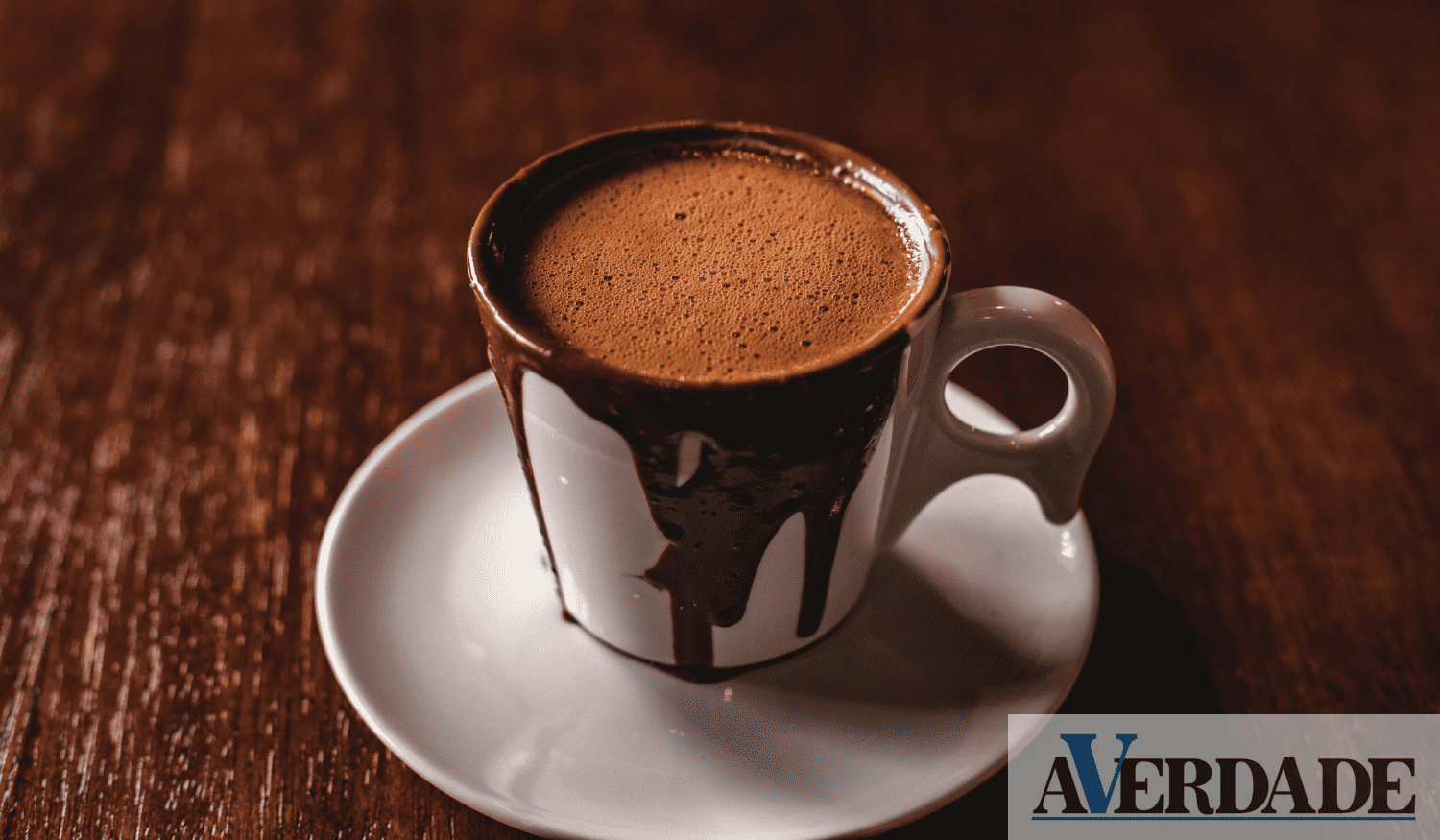 Benefícios de se aquecer com um chocolate quente caseiro 