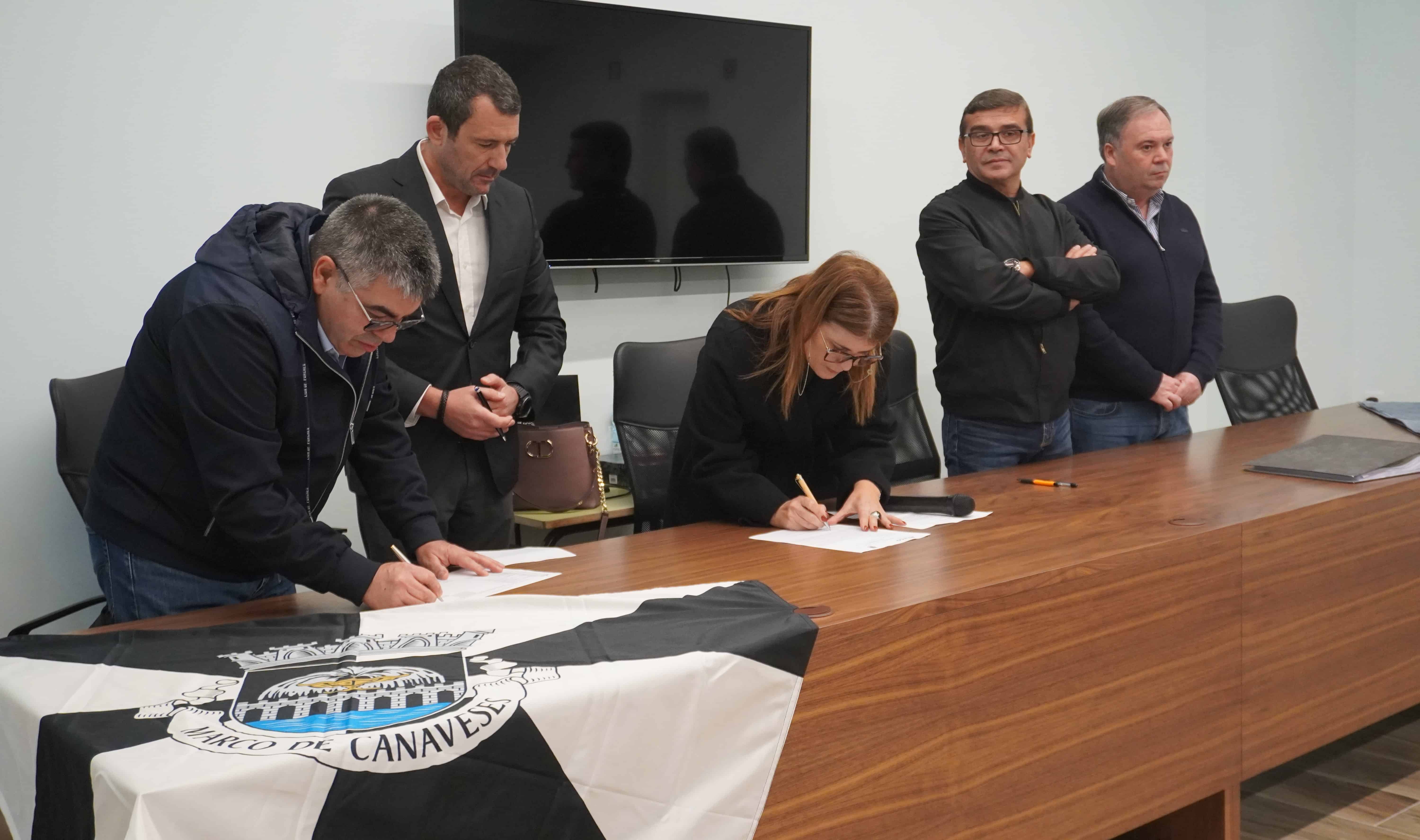 Marco: Nova iluminação do estádio do FC Alpendorada vai "melhorar" condições dos treinos