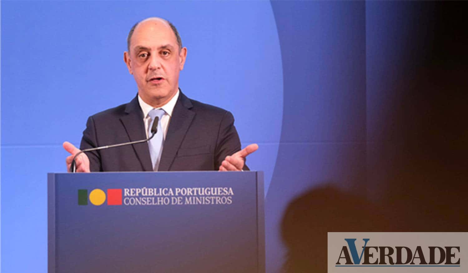Governo e Sindicato Independente dos Médicos entram em acordo para aumento salarial