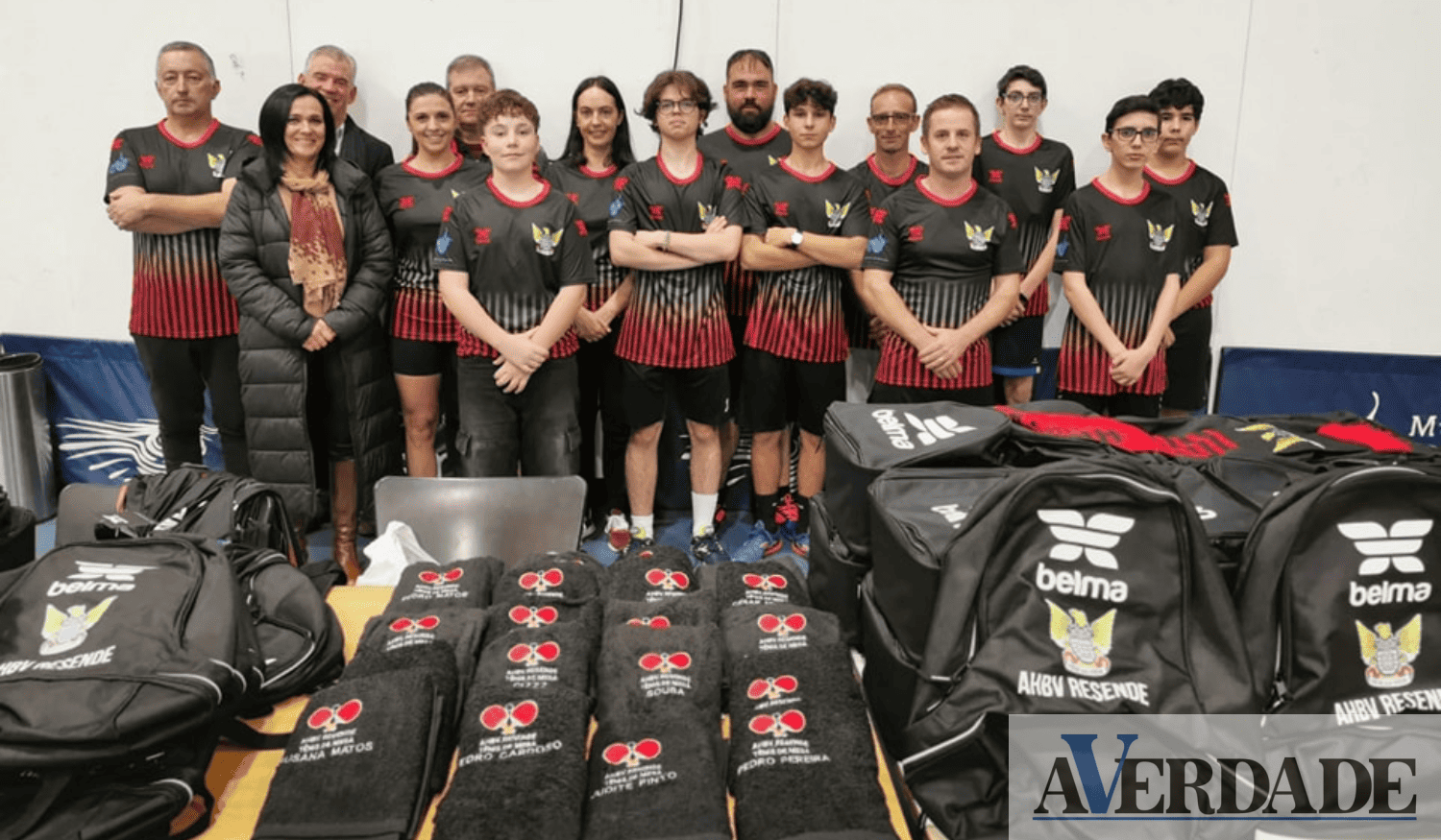 Secção de Ténis de Mesa dos Bombeiros de Resende entrega novos equipamentos aos atletas