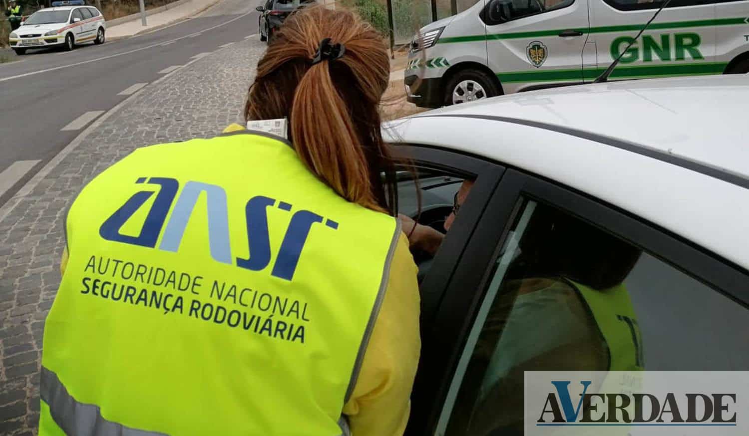 Opera&ccedil;&atilde;o Natal registou 17 v&iacute;timas mortais e fiscalizou sete milh&otilde;es de ve&iacute;culos