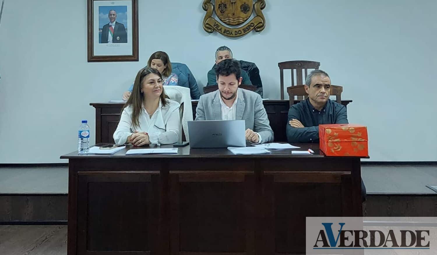 Fátima Cerqueira toma posse como presidente da Junta de Freguesia de Vila Boa do Bispo