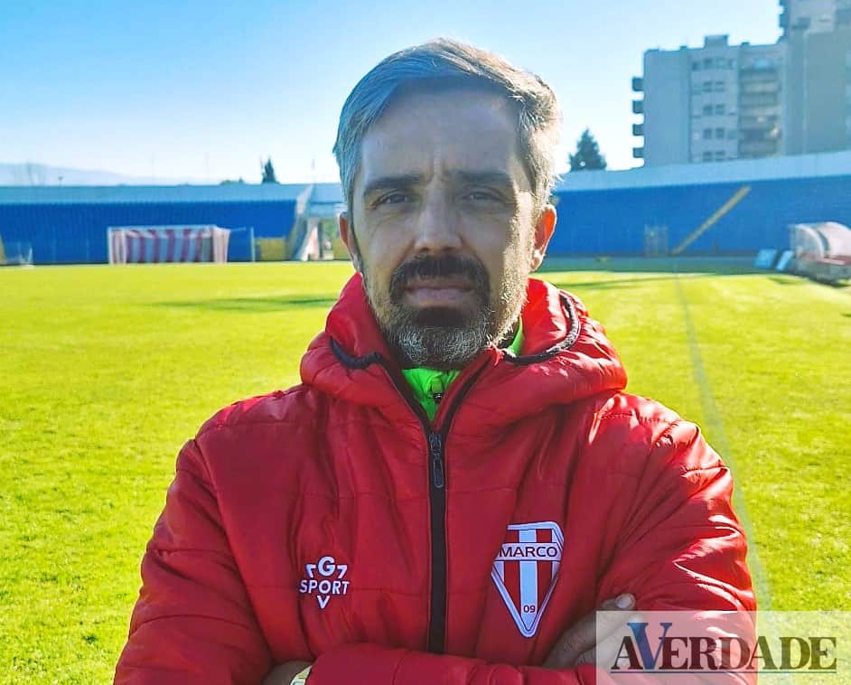 Marco 09 anuncia renovação com treinador Nuno Pedro