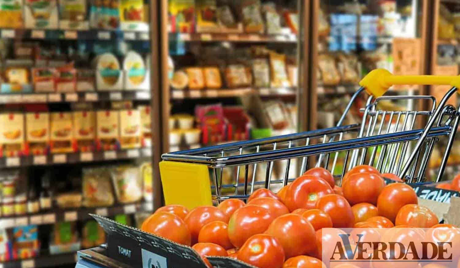 DECO: Cabaz alimentar volta a aumentar. Custa agora mais 1,16 euros do que na semana passada