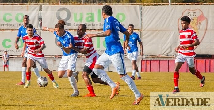 União de Paredes soma terceiro empate consecutivo em São João de Ver