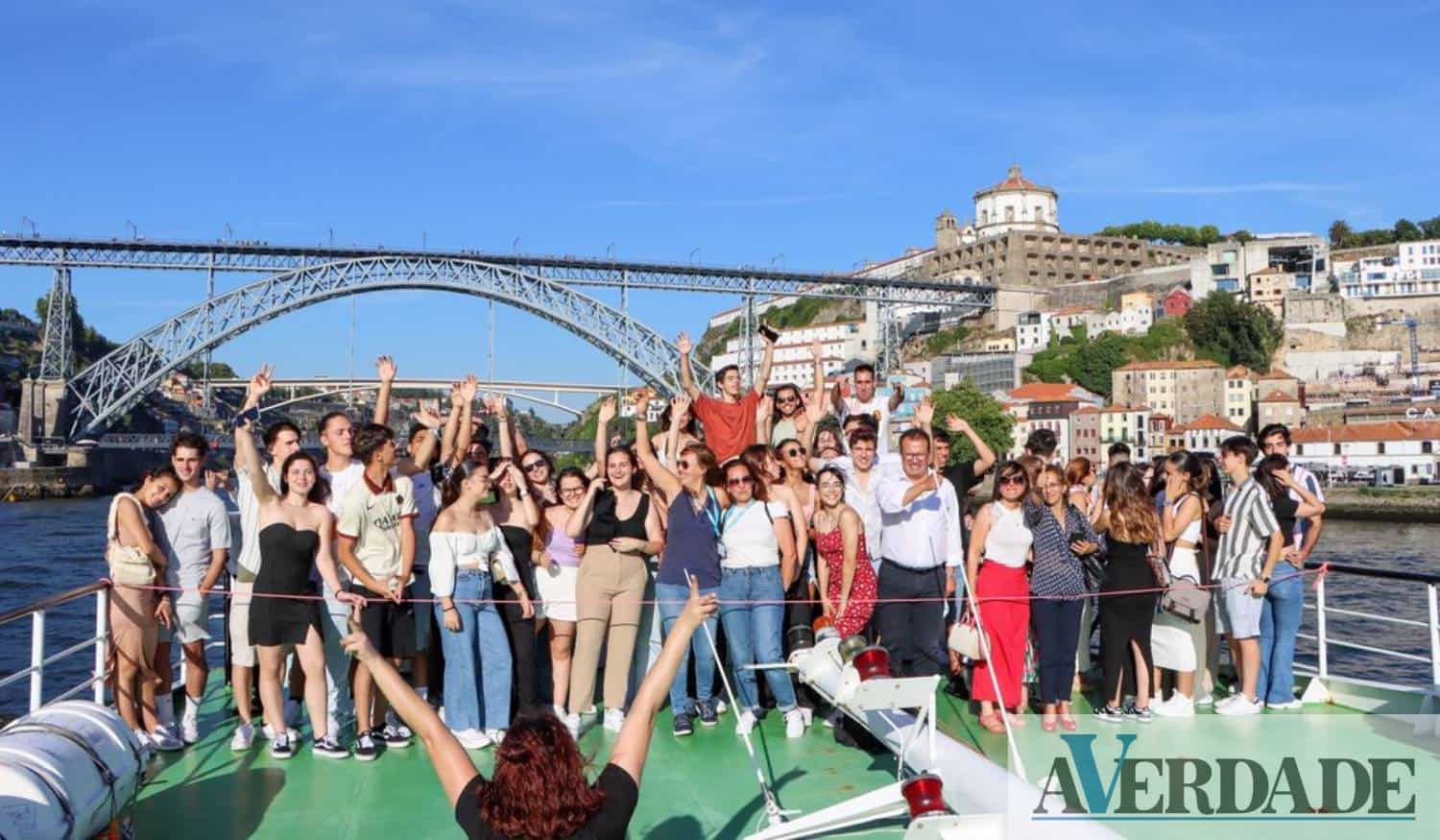 Município de Paredes promove "Sunset no Douro" para os alunos finalistas