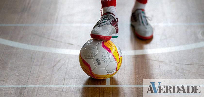 Futsal: GD Magrelos vence Escolas de Arreigada e continua firme na luta pelo título
