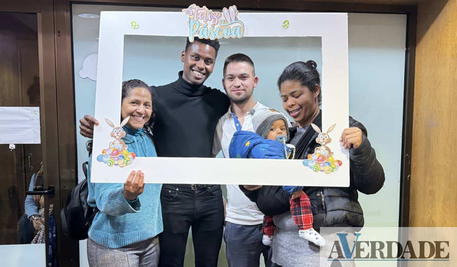 Marco: Associação Sorrisos entregou cabazes de Páscoa a 90 famílias