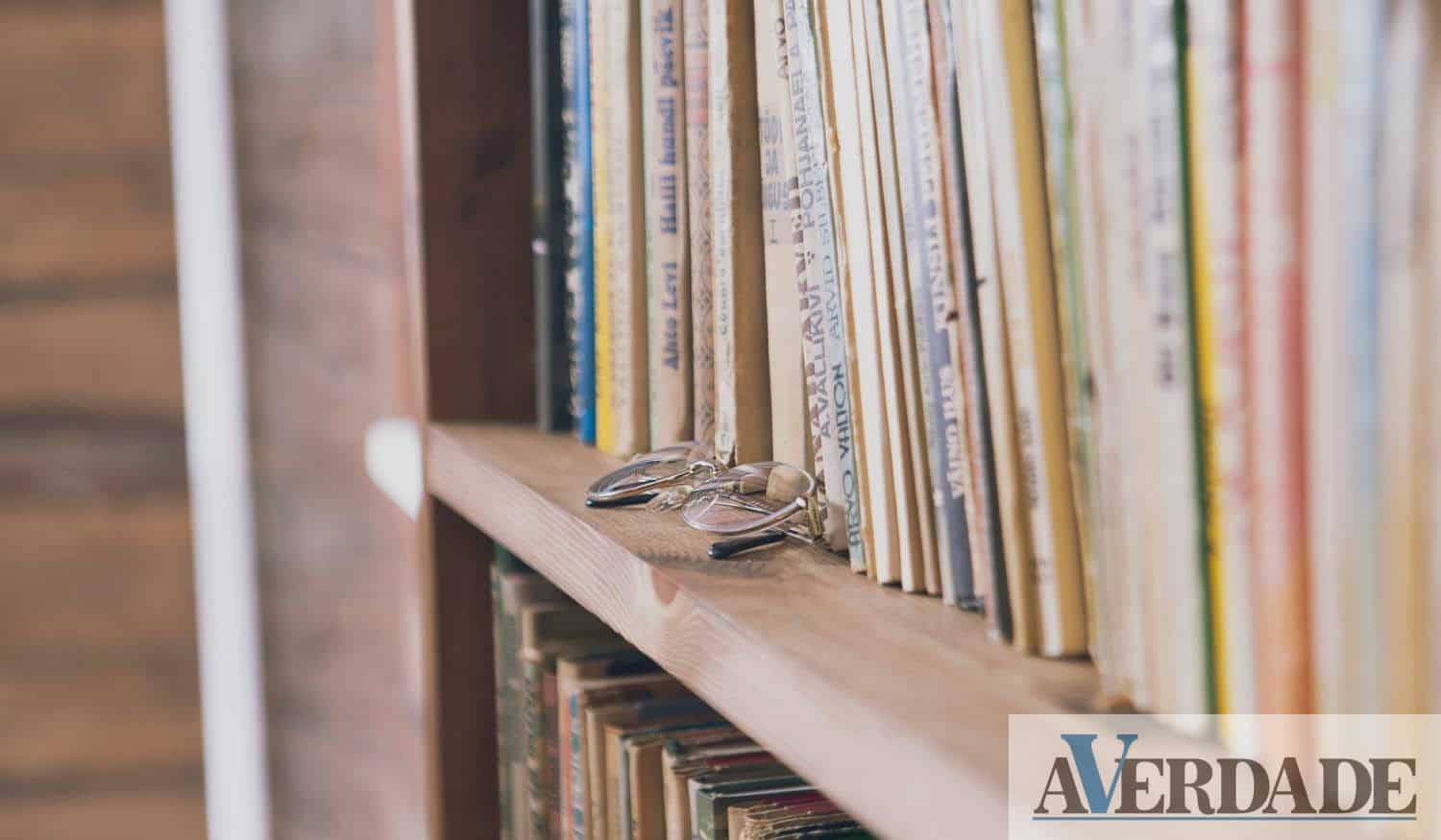 'Cheque-Livro' vai oferecer vale de 20 euros aos jovens de 18 anos