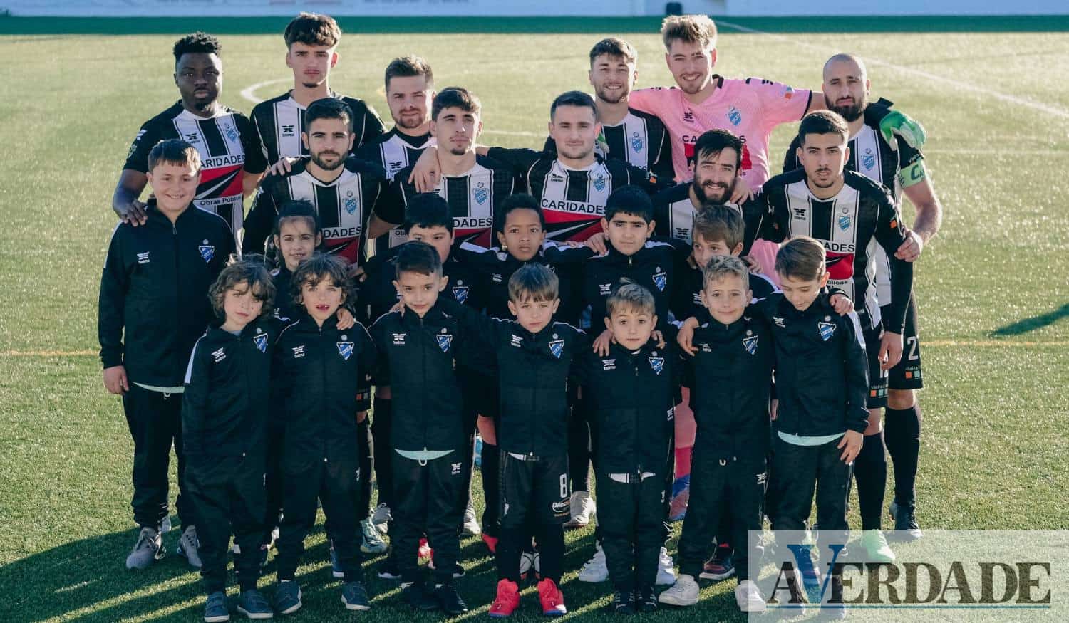 Sport Clube de Rio de Moinhos ultrapassou uma centena de atletas e tem seis escalões de formação